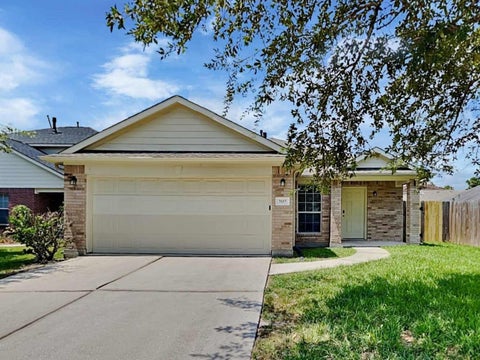 Photo of 2615 Shearwater Bend Drive, Humble, TX 77396 (MLS # 45974543)