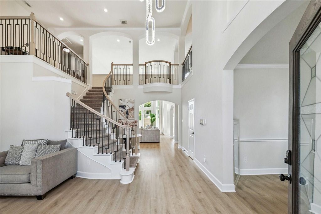 Photo of 10310 Cape Hatteras Way, Missouri City, TX 77459 (MLS # 34287475)