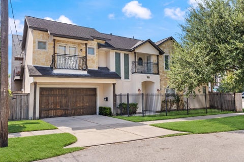 Photo of 4421 Marina Street, Houston, TX 77007 (MLS # 44192940)