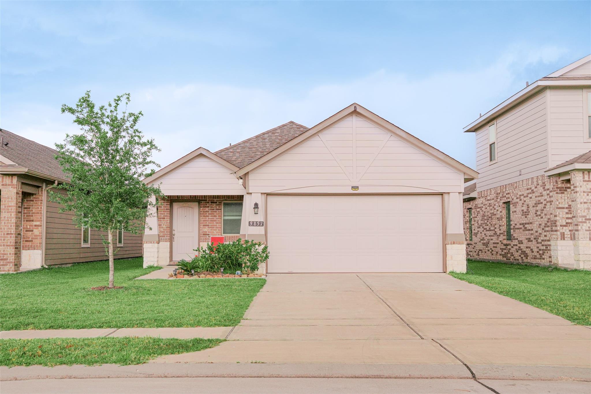 9857 Glen Brook Lane