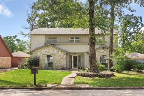 Photo of 2055 Shadow Rock Drive, Houston, TX 77339 (MLS # 80726452)