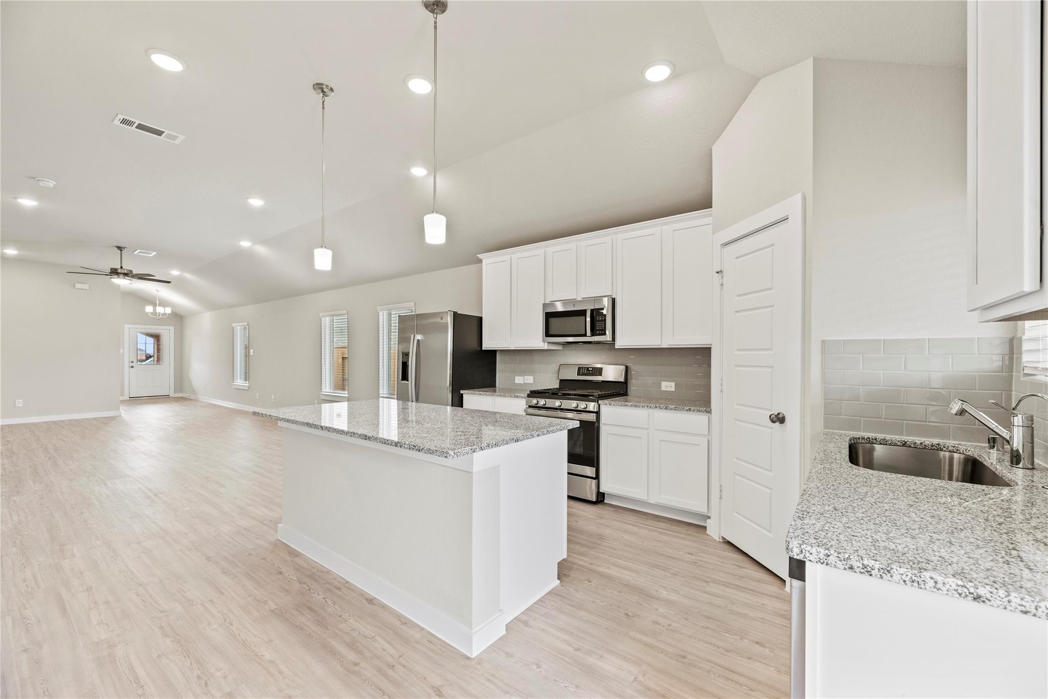 21670 Sandy Dune
