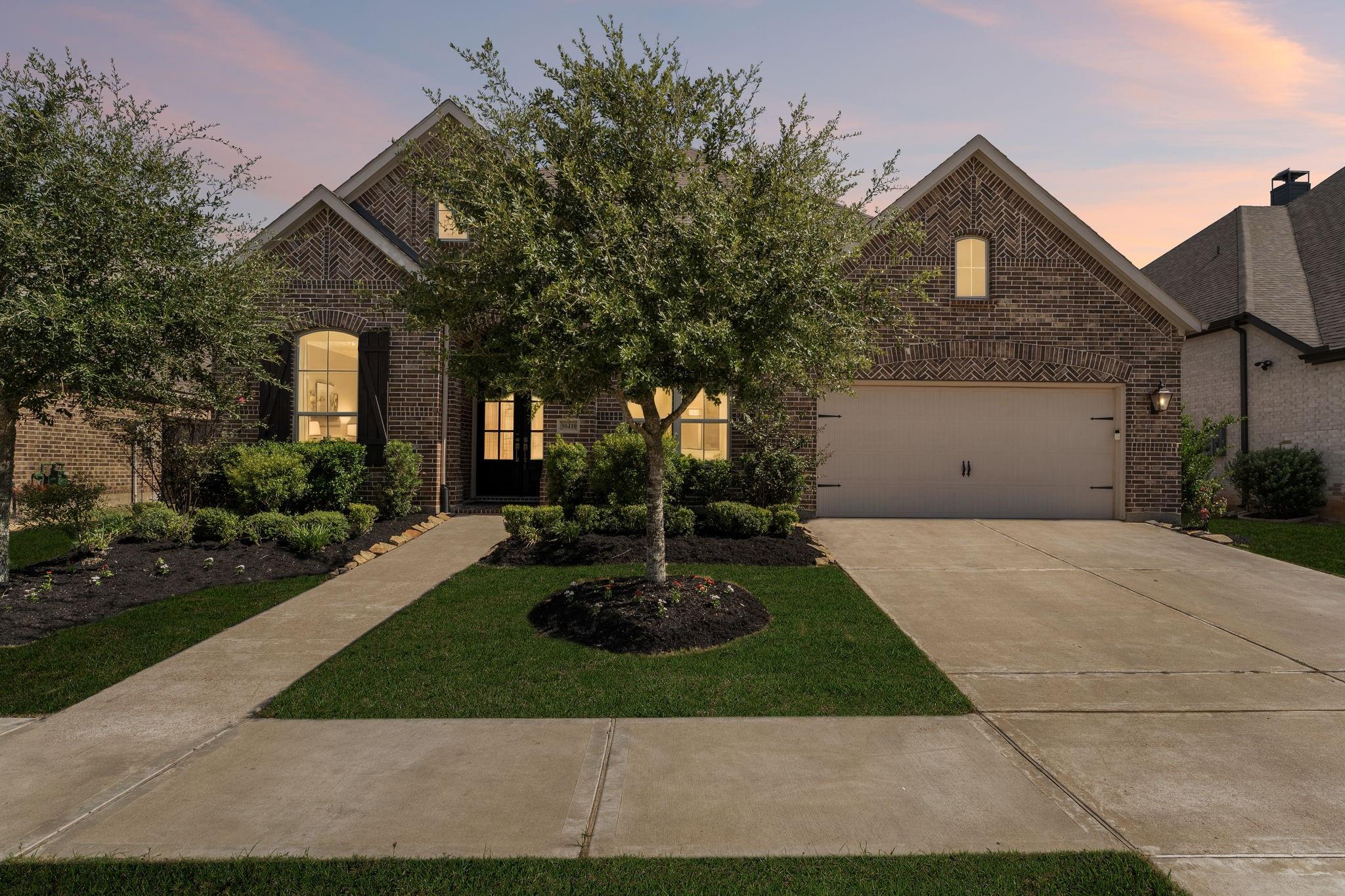 30410 Myrtle Oak Drive
