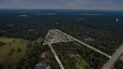 Photo of 6970 Longmire Road, Conroe, TX 77304 (MLS # 15796572)