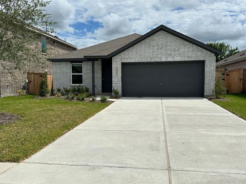 Photo of 3610 Atlas Point Lane, Angleton, TX 77515 (MLS # 97938780)
