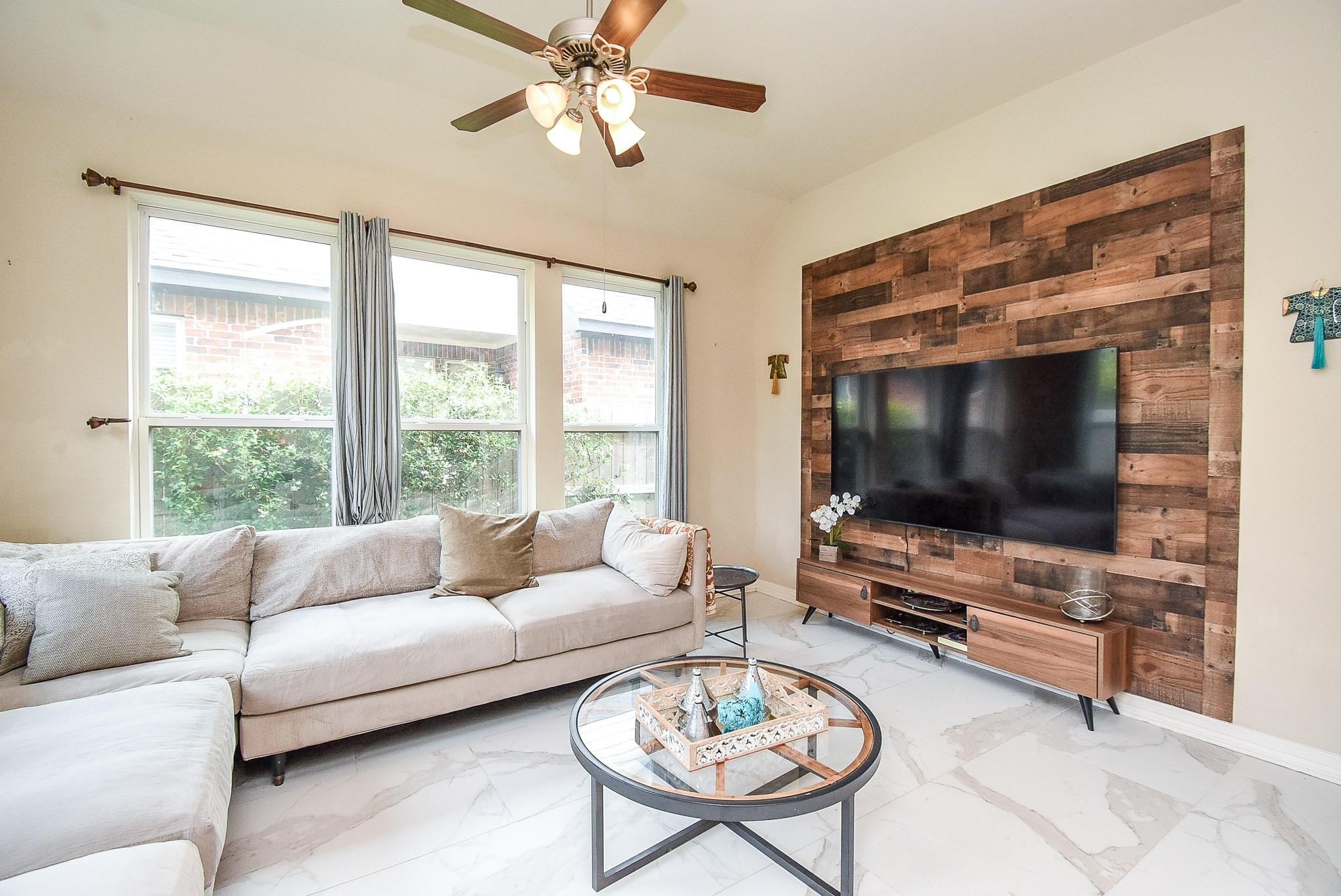 1619 Caledonia Trail