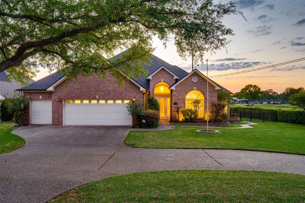Photo of 100 Clear View Drive, Bullard, TX 75757 (MLS # 53971049)