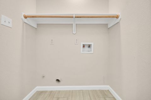 Tiny photo for 5639 Westover Street, Houston, TX 77033 (MLS # 7128938)