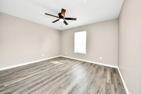 Tiny photo for 5639 Westover Street, Houston, TX 77033 (MLS # 7128938)