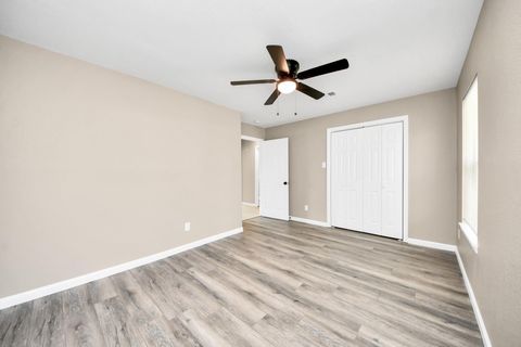 Tiny photo for 5639 Westover Street, Houston, TX 77033 (MLS # 7128938)