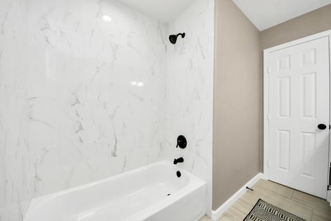 Tiny photo for 5639 Westover Street, Houston, TX 77033 (MLS # 7128938)