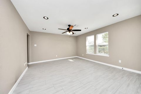 Tiny photo for 5639 Westover Street, Houston, TX 77033 (MLS # 7128938)