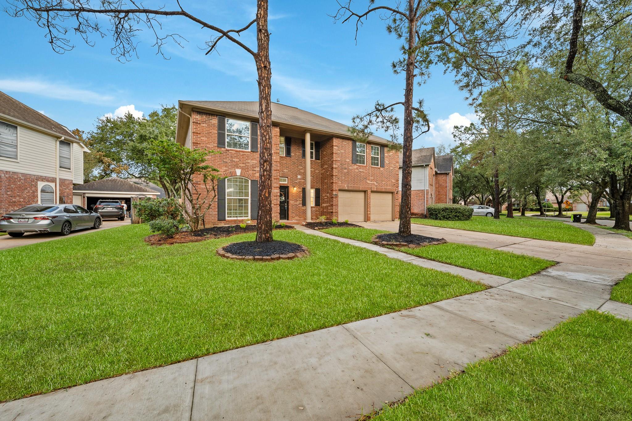 2515 Blue Rose Drive