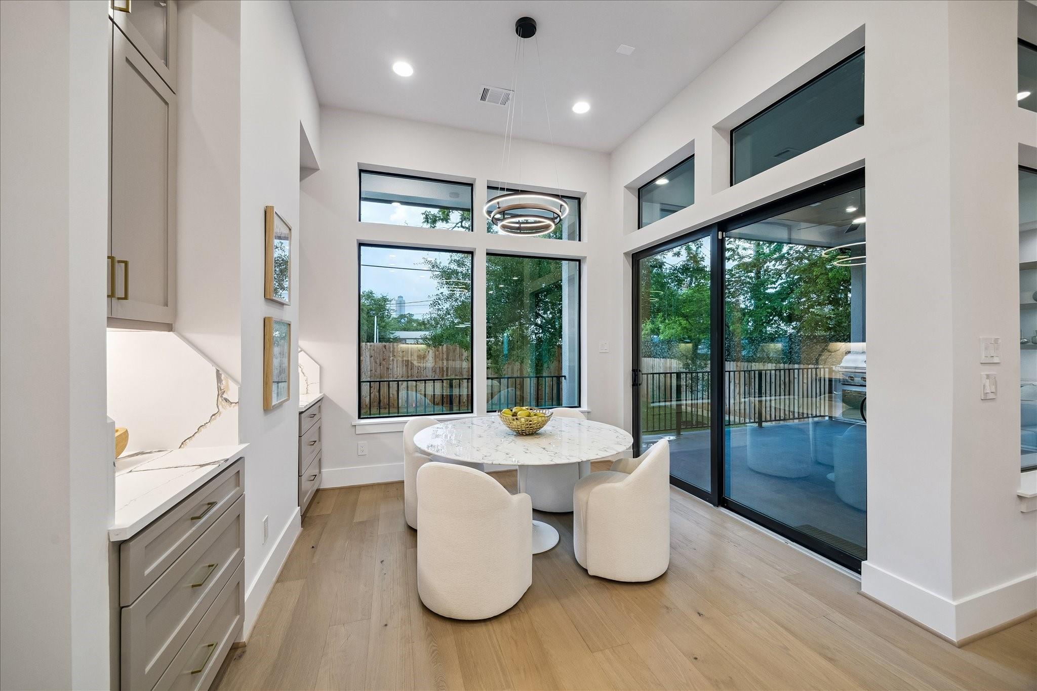 Bellaire, Texas, 77401, United States, 5 Bedrooms Bedrooms, ,8 BathroomsBathrooms,Residential,Active,2036678