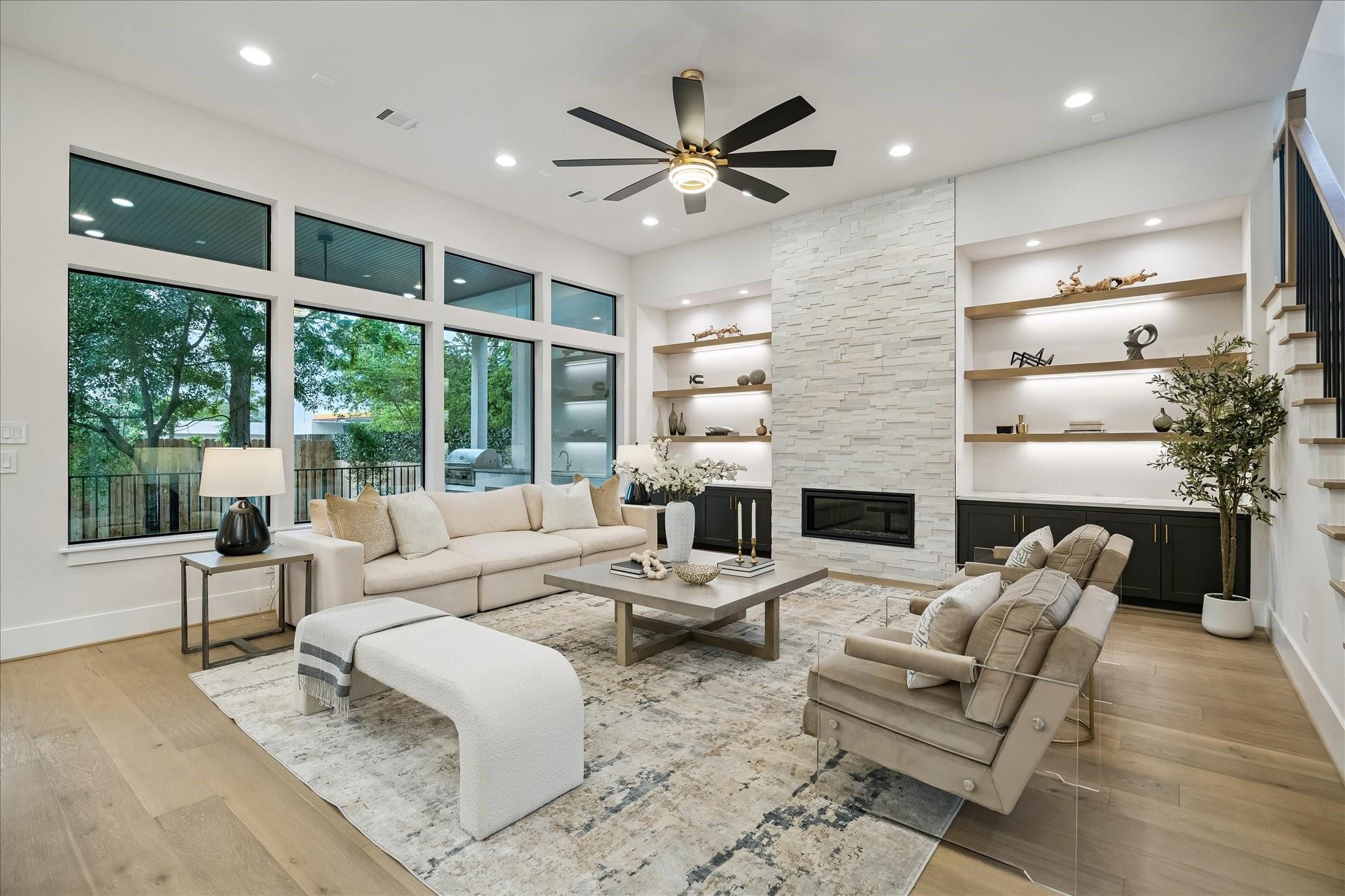 Bellaire, Texas, 77401, United States, 5 Bedrooms Bedrooms, ,8 BathroomsBathrooms,Residential,Active,2036678