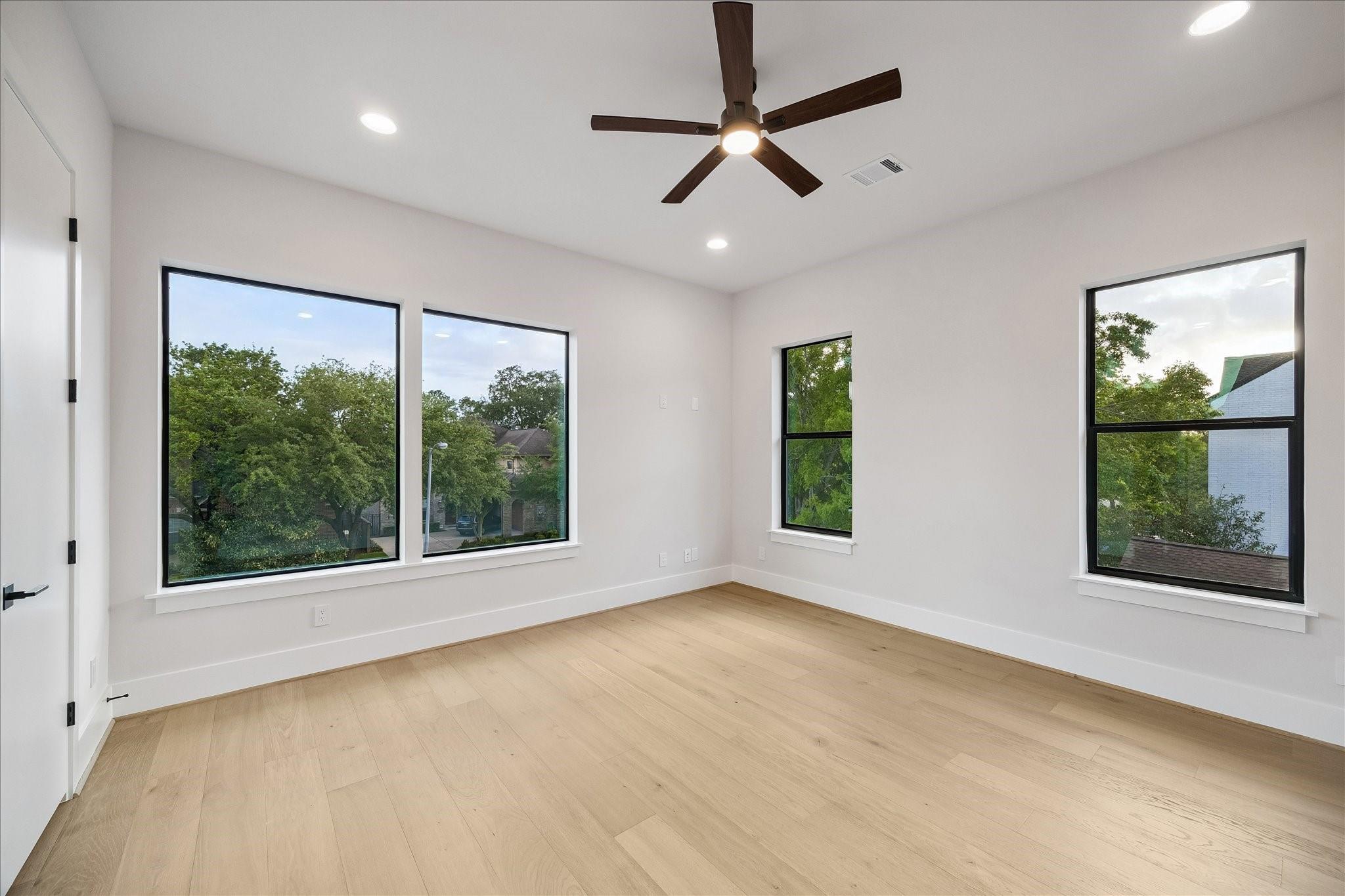 Bellaire, Texas, 77401, United States, 5 Bedrooms Bedrooms, ,8 BathroomsBathrooms,Residential,Active,2036678