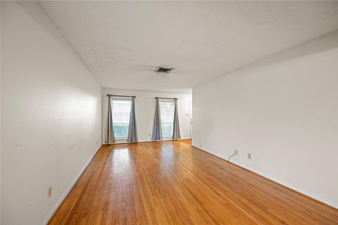 Photo of 8110 Bob White Drive, Houston, TX 77074 (MLS # 16775723)