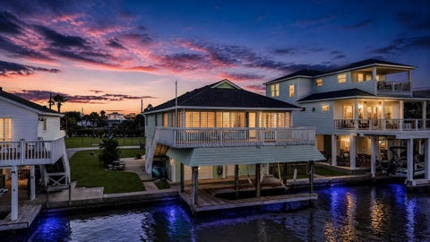 Photo of 16610 Tern Road, Jamaica Beach, TX 77554 (MLS # 16449818)