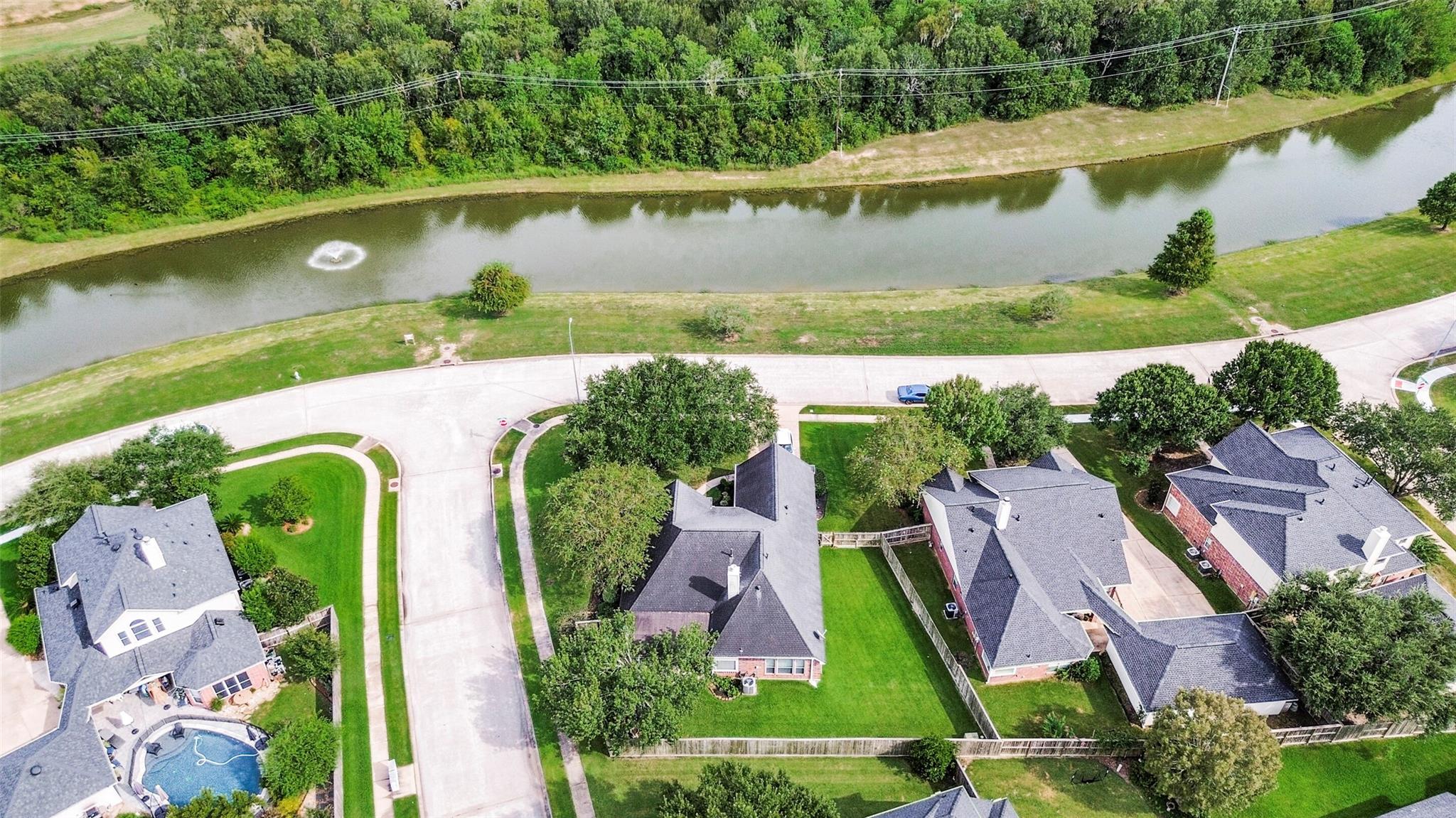 2516 Creeks Edge Drive