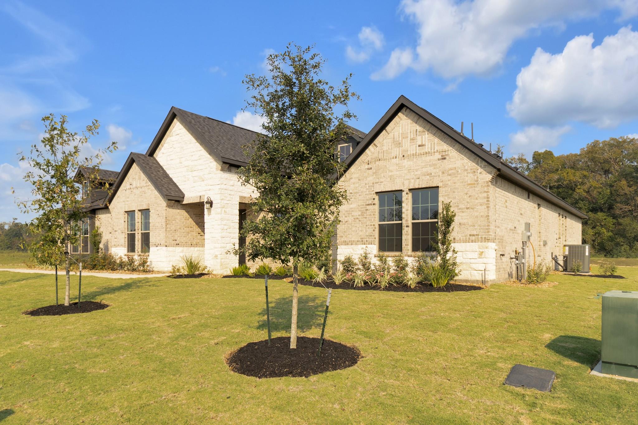 270 Seguin Drive