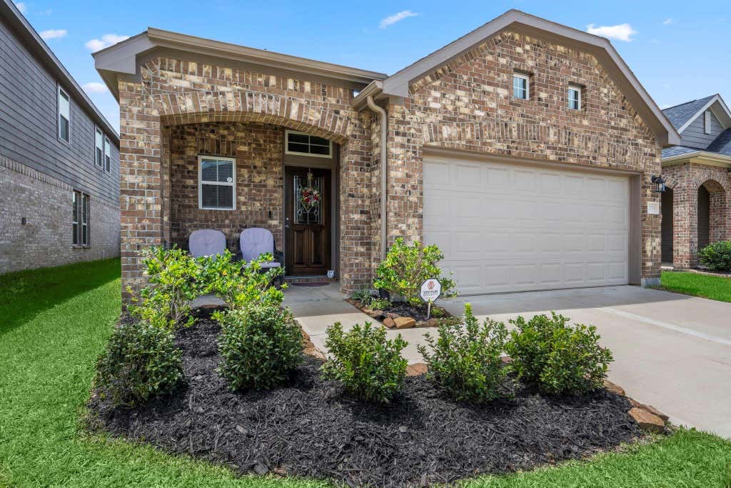 Photo of 17715 Pamukkale Place, Tomball, TX 77377 (MLS # 70643005)