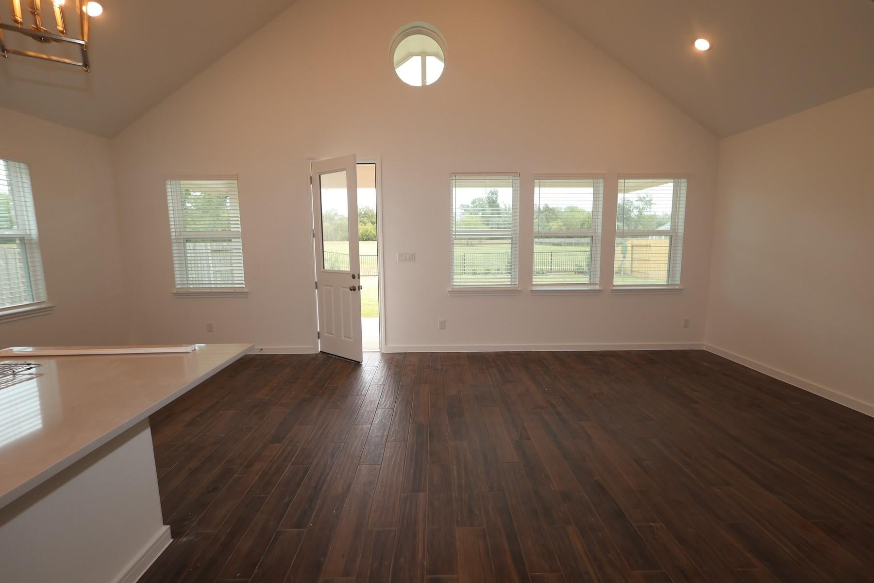 5806 Chamberlain Crossing
