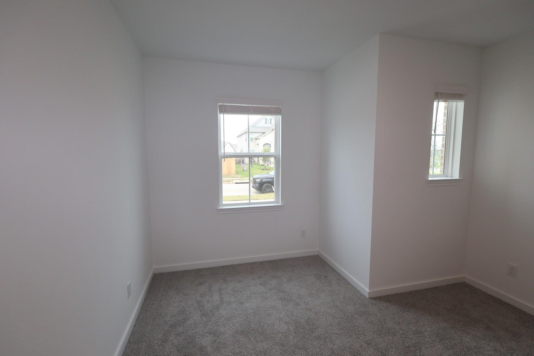 5806 Chamberlain Crossing