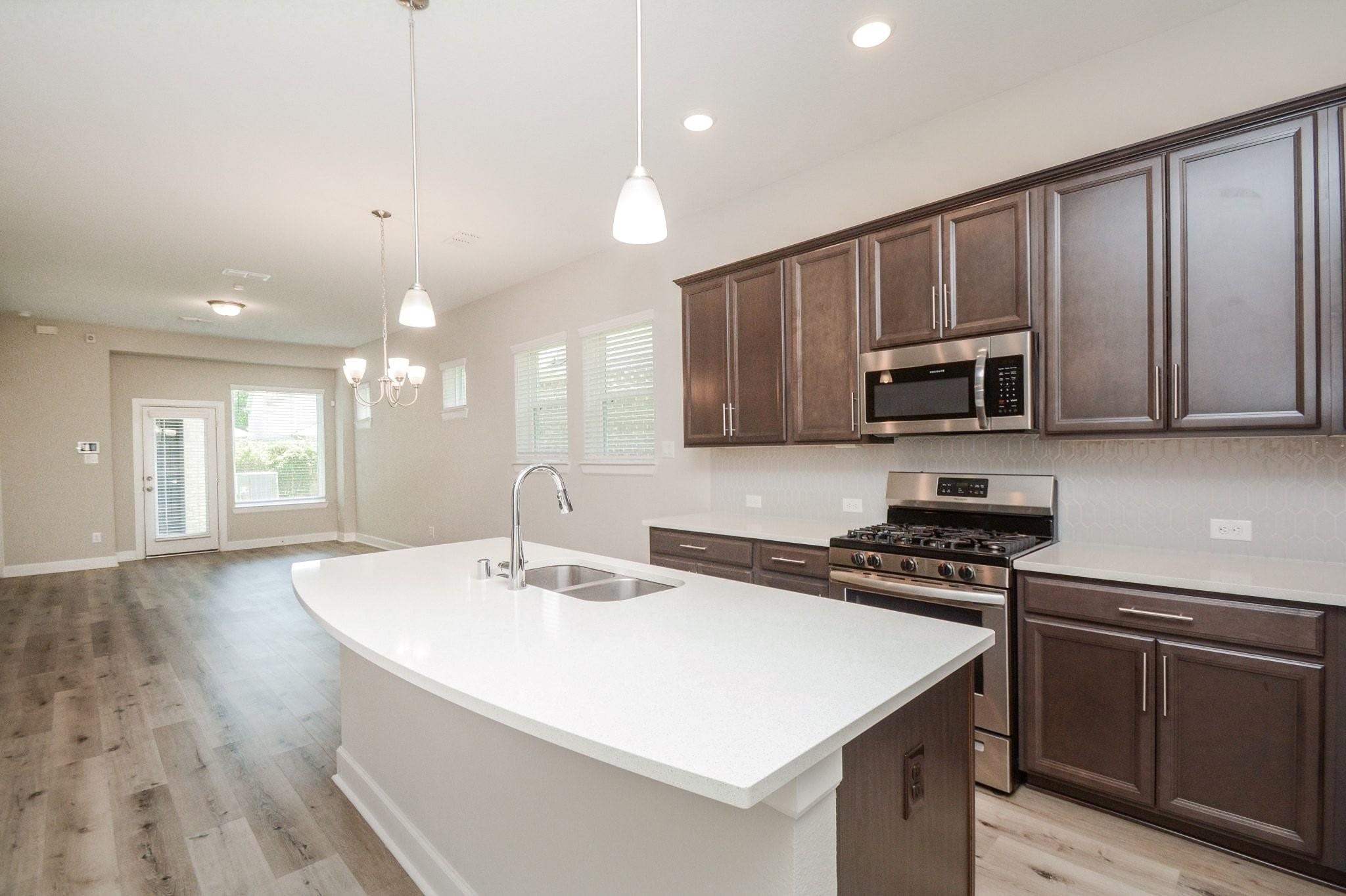 2214 Bridgeport Path Drive
