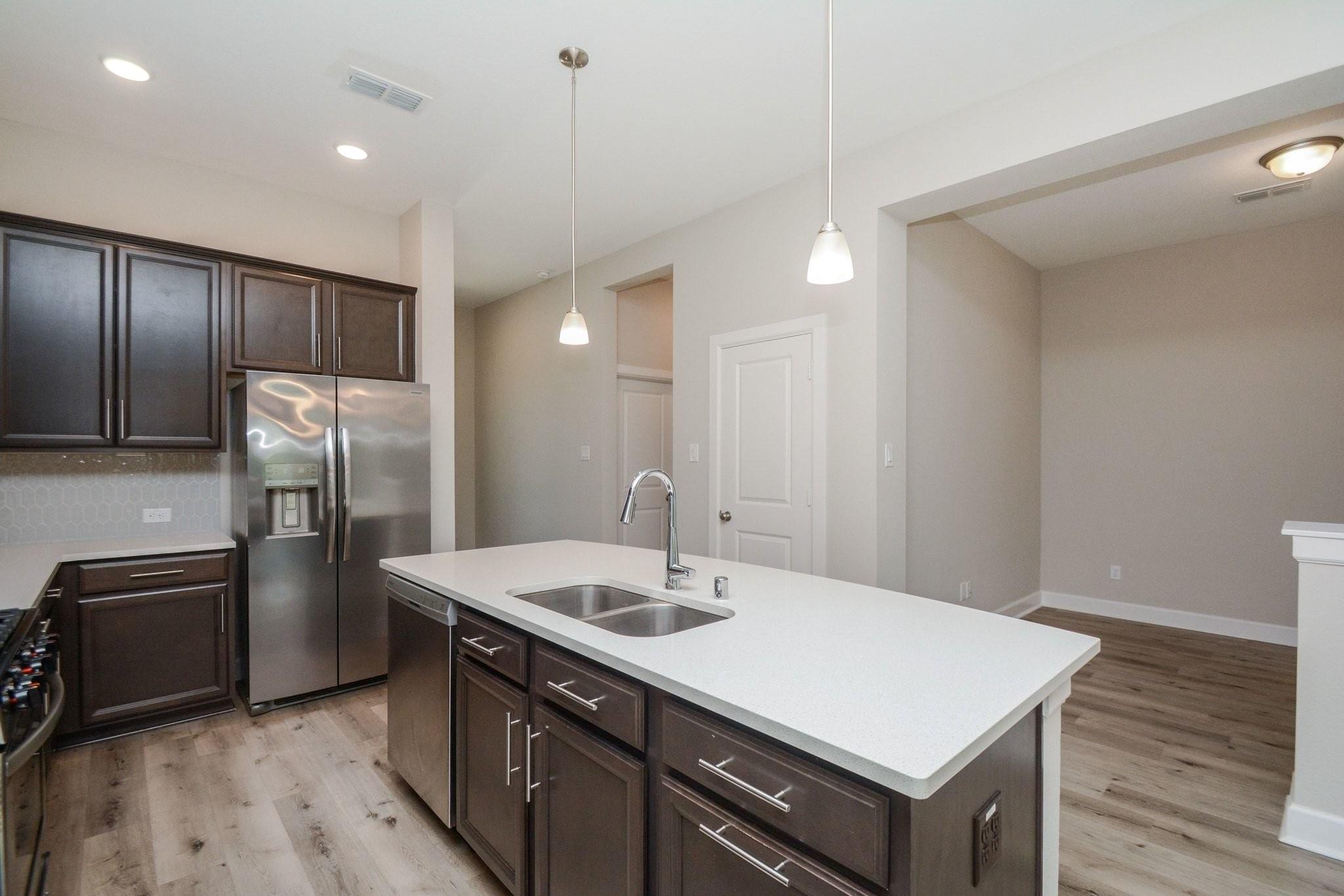 2214 Bridgeport Path Drive