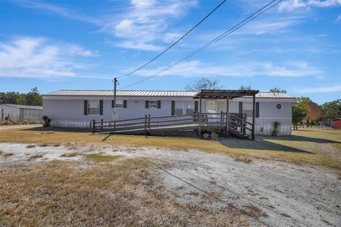 Photo of 409 W Park Street, Madisonville, TX 77864 (MLS # 39341420)