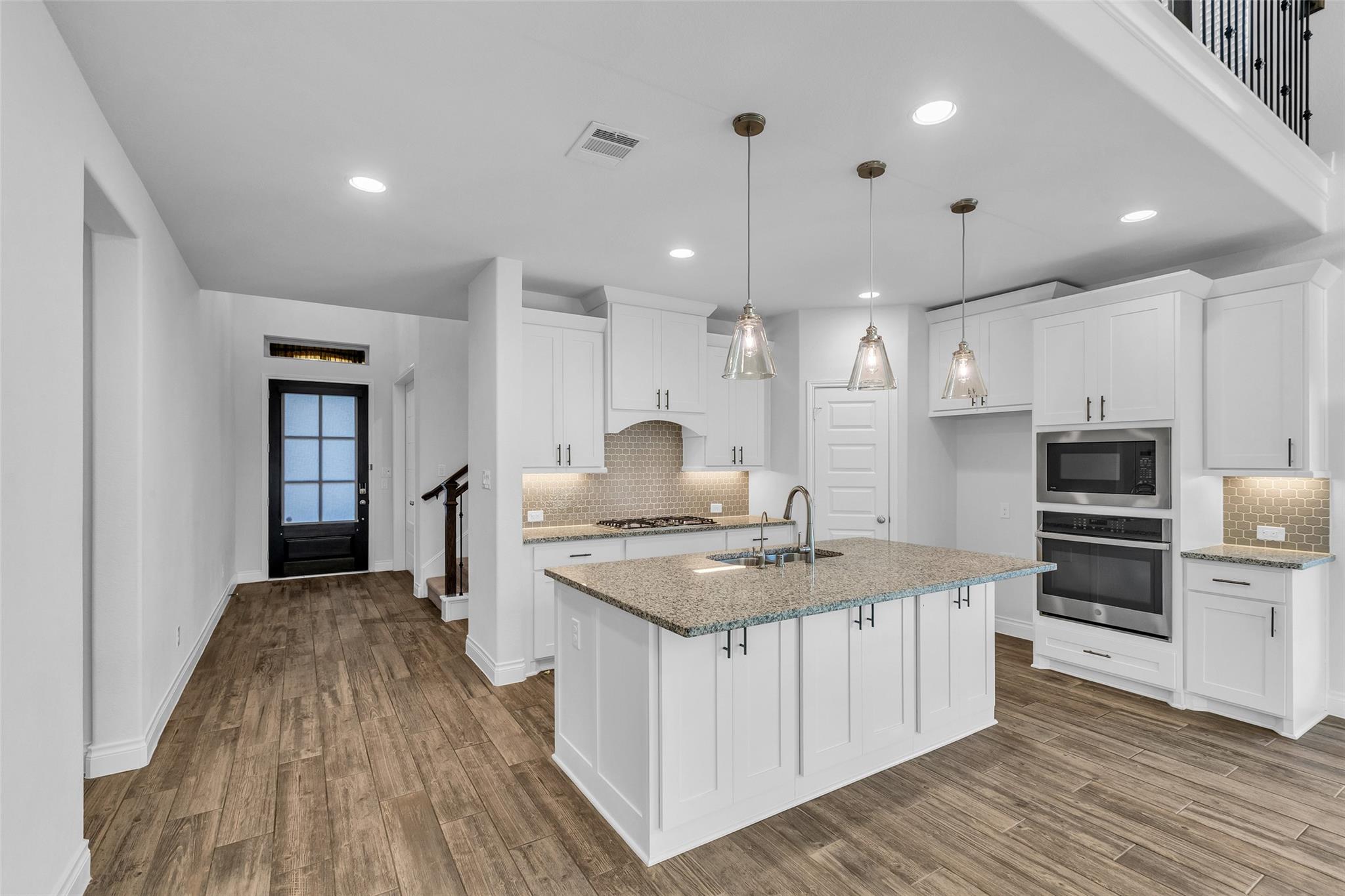 138 S Carson Cub Court