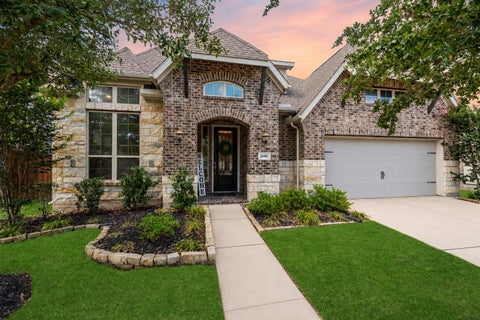 Photo of 10911 Sunnydale Ridge Lane, Cypress, TX 77433 (MLS # 69460148)