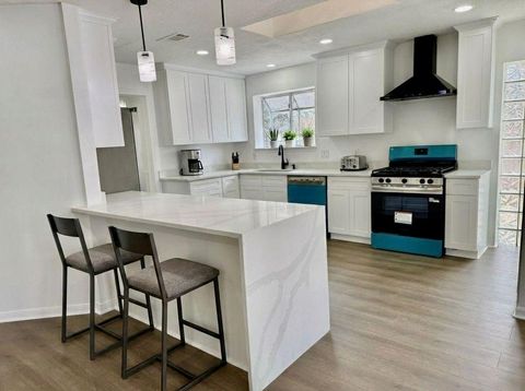 Tiny photo for 12834 Glenwolde Drive, Houston, TX 77099 (MLS # 42688114)