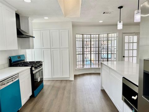 Tiny photo for 12834 Glenwolde Drive, Houston, TX 77099 (MLS # 42688114)