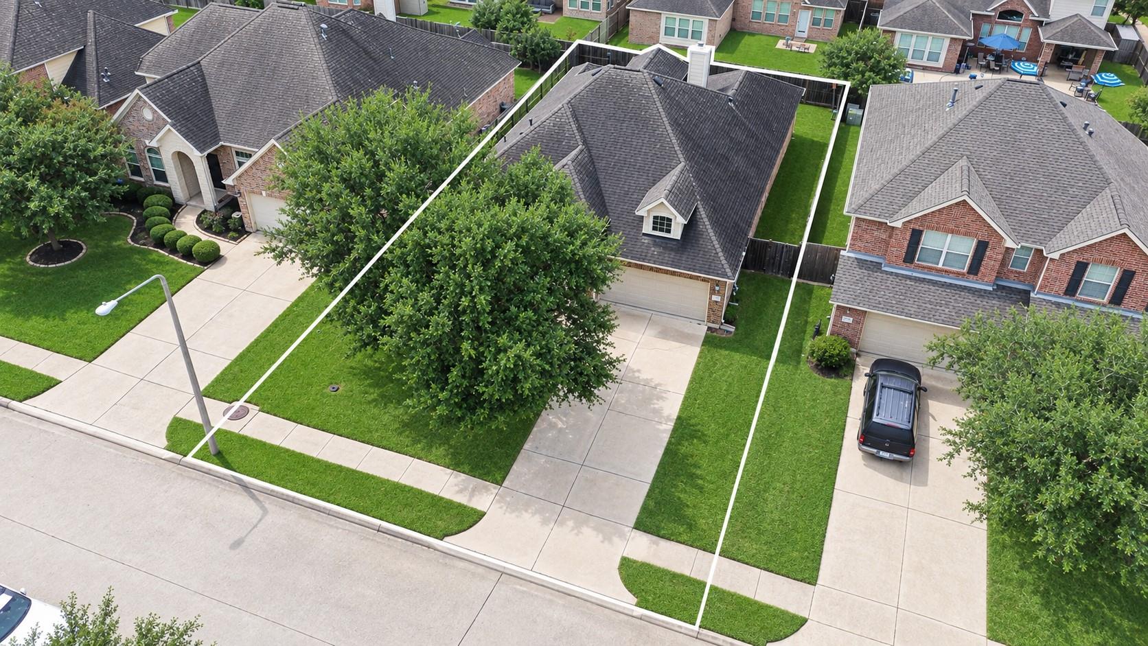 2203 Summit Pass Lane