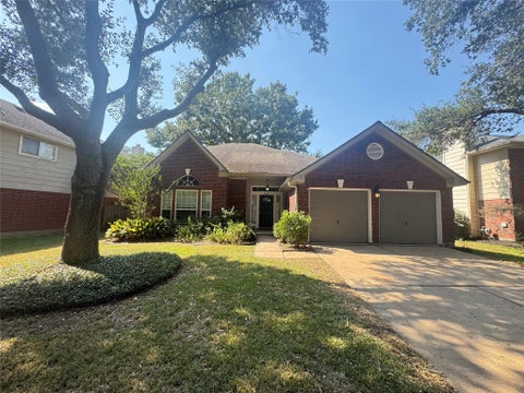Photo of 210 Rolling Plains Drive, Sugar Land, TX 77479 (MLS # 48404819)