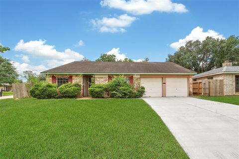 Photo of 11503 Saulsworth Street, Houston, TX 77099 (MLS # 92832832)