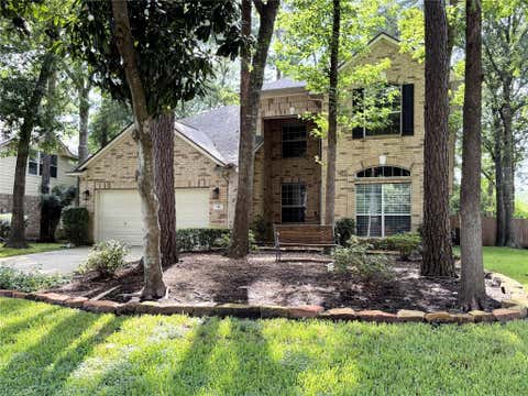 Photo of 98 W Knightsbridge Drive, The Woodlands, TX 77385 (MLS # 12634713)