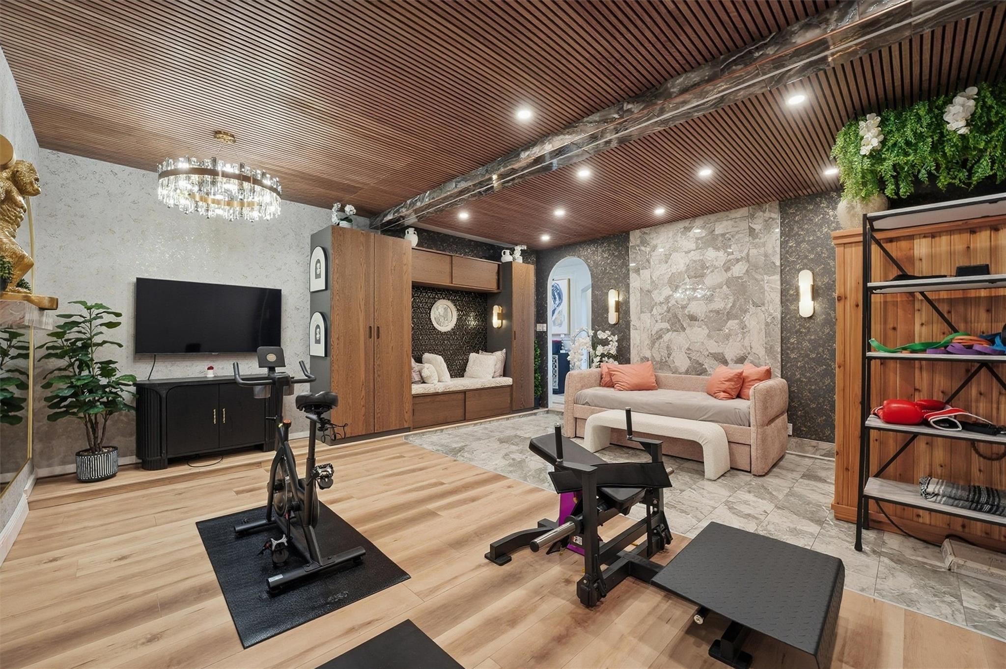 11347 Needlerock Court