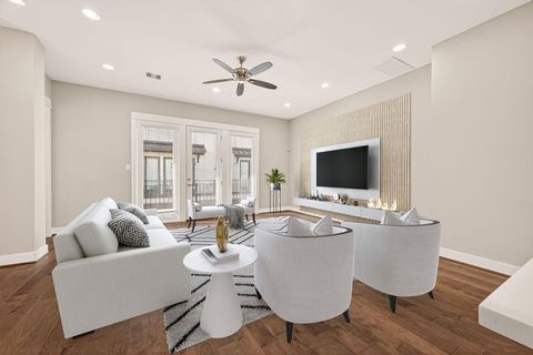 Tiny photo for 2010 Saint Charles Street, Houston, TX 77003 (MLS # 62594782)