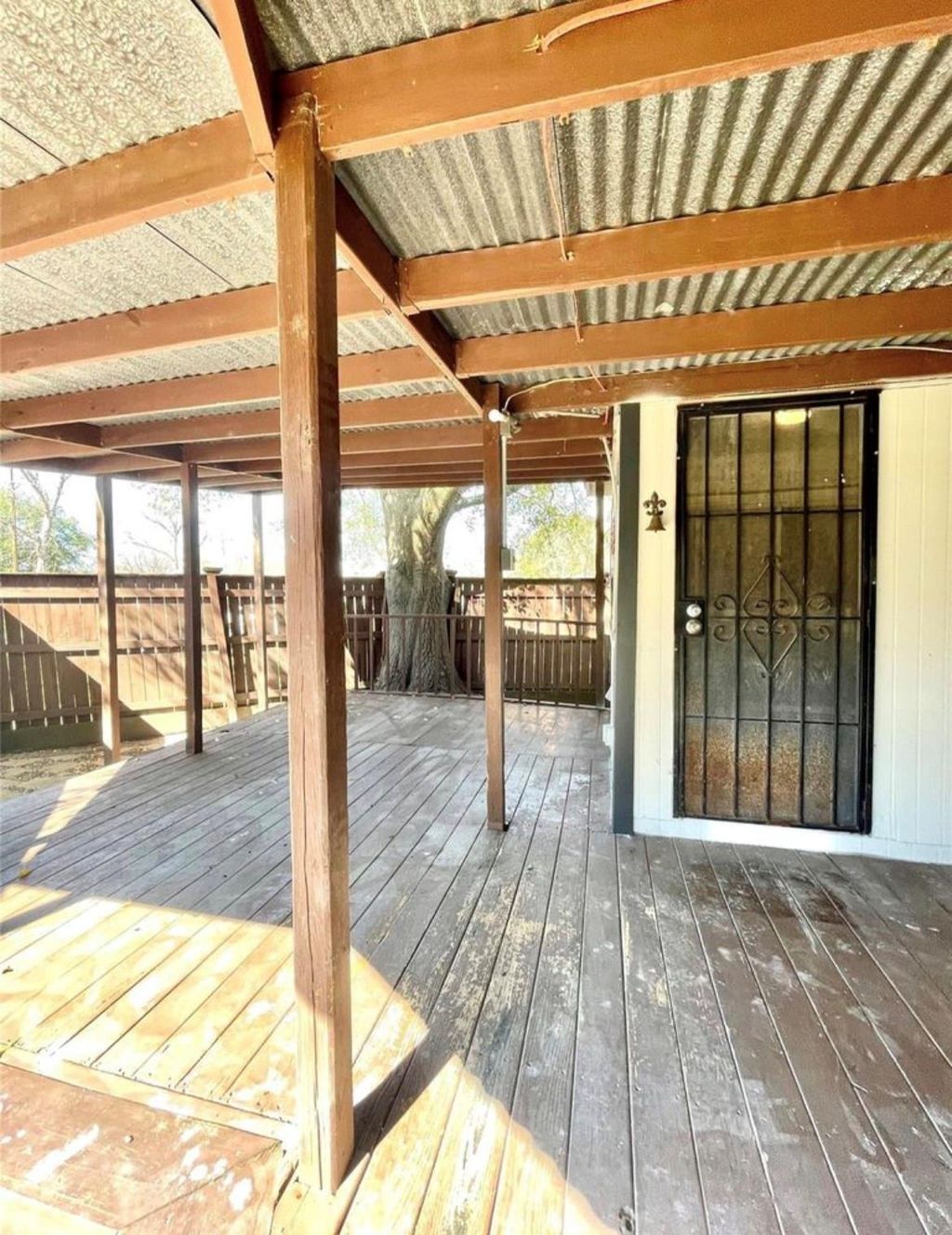 Photo of 5220 E Parkway Drive, Beaumont, TX 77705 (MLS # 92521733)