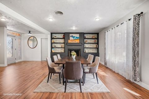 Tiny photo for 101 W Larkspur Drive, Hillcrest Village, TX 77511 (MLS # 38824874)