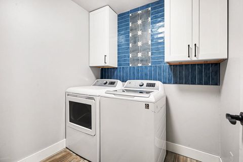 Tiny photo for 101 W Larkspur Drive, Hillcrest Village, TX 77511 (MLS # 38824874)