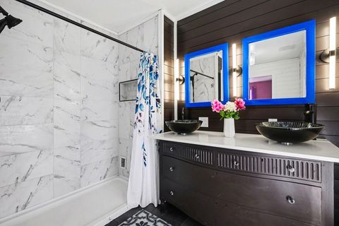 Tiny photo for 101 W Larkspur Drive, Hillcrest Village, TX 77511 (MLS # 38824874)