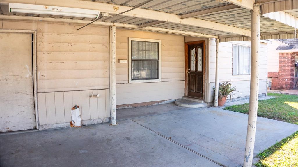 Photo of 423 Exchange Street, Houston, TX 77020 (MLS # 52224459)