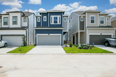 Photo of 3112 La Ramba Dr, South Houston, TX 77047 (MLS # 17259151)