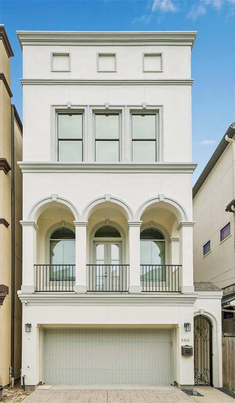 Photo of 5411 Gibson Street, Houston, TX 77007 (MLS # 38749634)