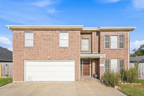 Photo of 10027 Glenkirk Drive, Houston, TX 77089 (MLS # 72164367)