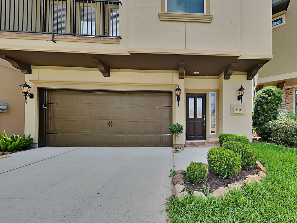 Photo of 2734 Kings Retreat Circle, Houston, TX 77345 (MLS # 52922022)