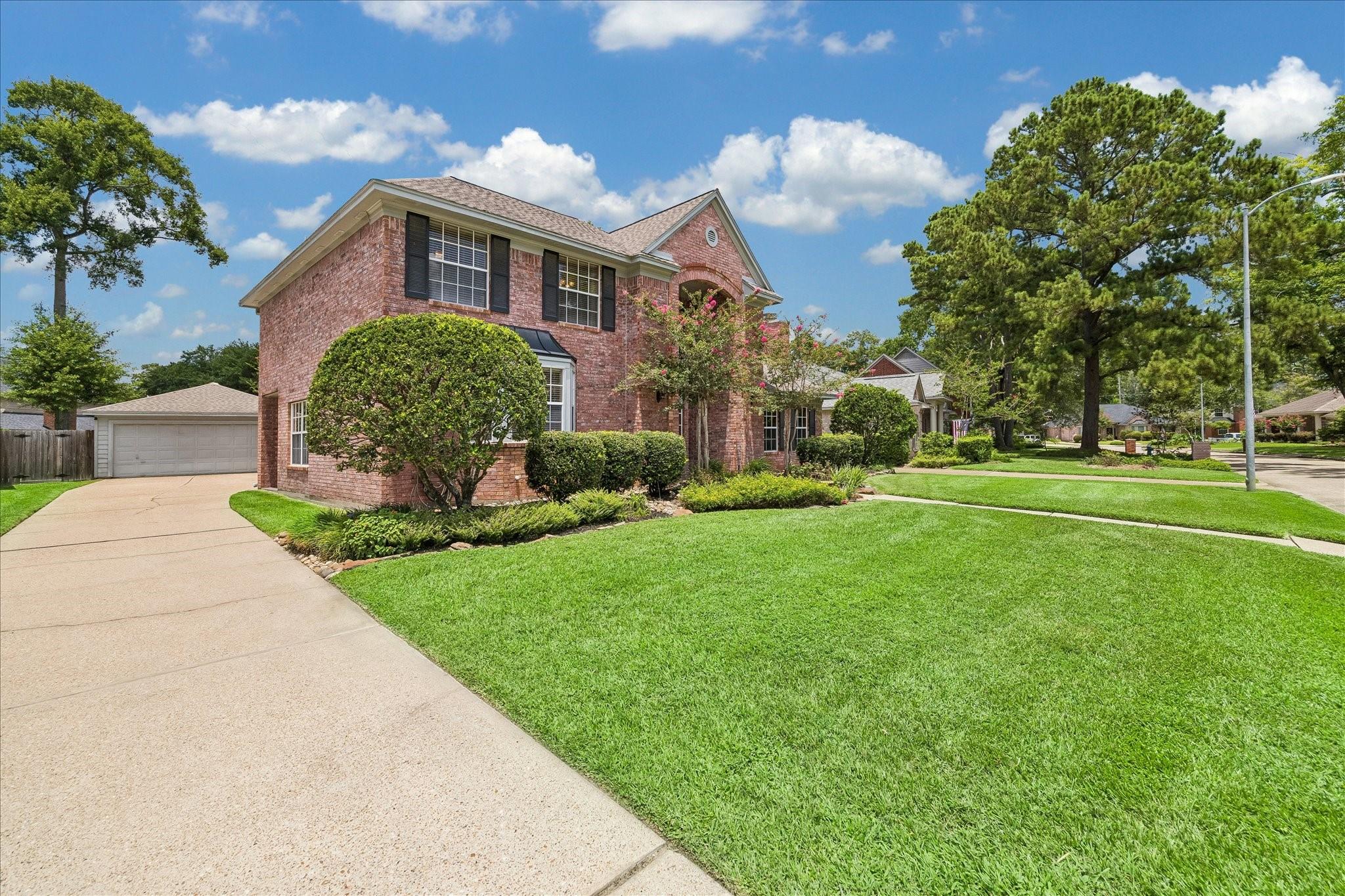 4003 Haven Pines Drive
